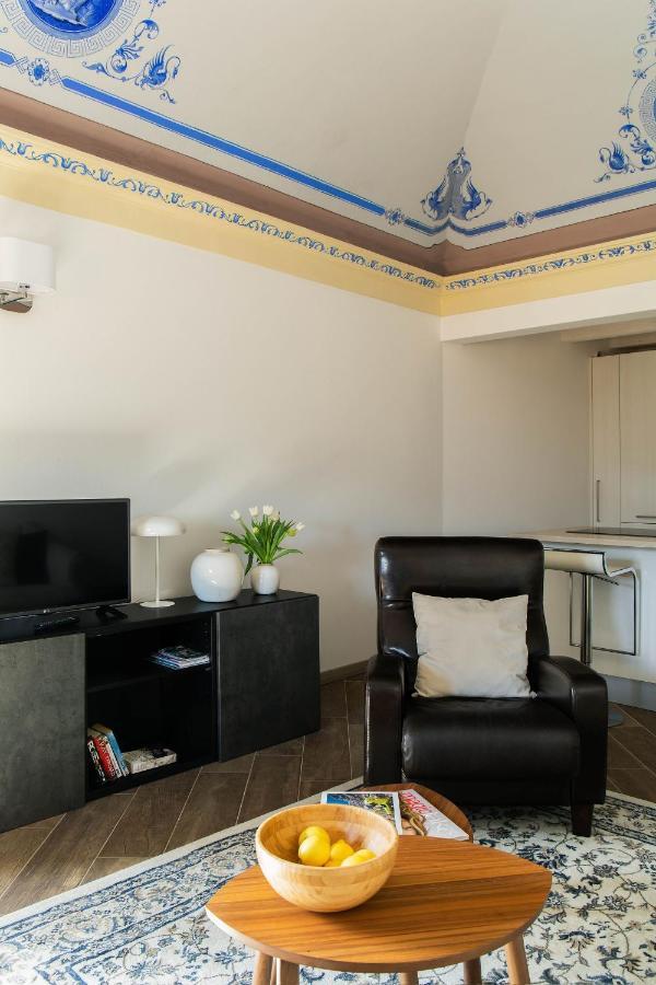 Lake Como, Beautiful Palazzo apartment, lake view Vakantiehuis